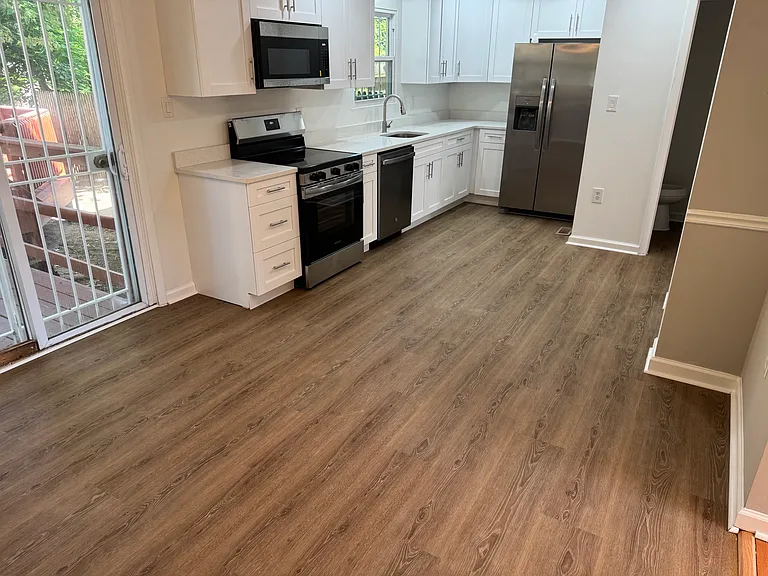 900 Nadine Ct — Photo 4