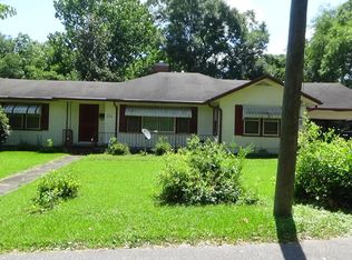 134 Hall St, Alexander City, AL 35010