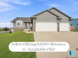 101 N Jenny Ave, Tea, SD 57064