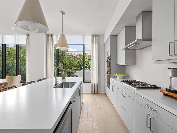 4th image of 2323 W Main St #205