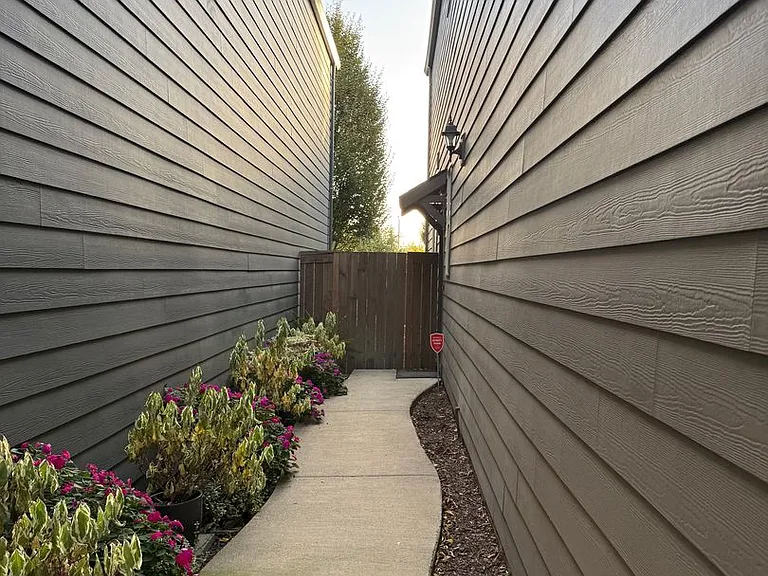 2609 NE 131st Ave — Photo 29