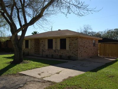 4710 Pine St, Seabrook, TX, 77586