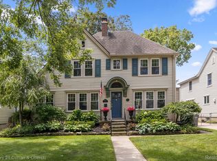 22101 Edison St, Dearborn, MI