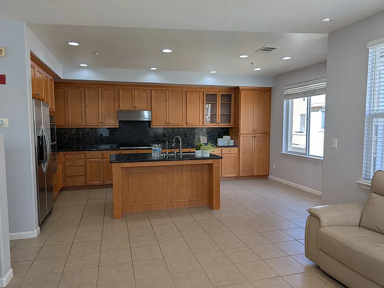 6217 Byron Ln — Photo 11