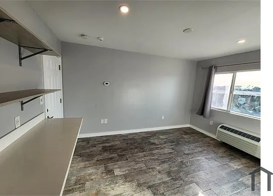 1315 Morena Blvd #22 — Photo 19