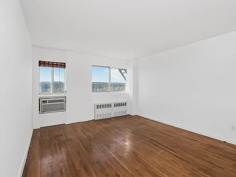 29 Chittenden Ave #2A — Photo 3