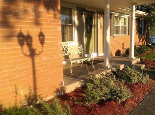 700 Victory Rd, Springfield, OH 45504