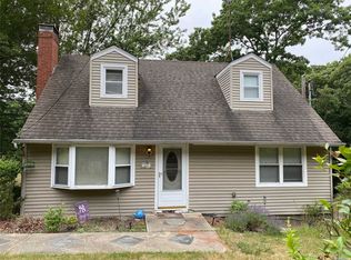 437 N Side Rd, Wading River, NY 11792