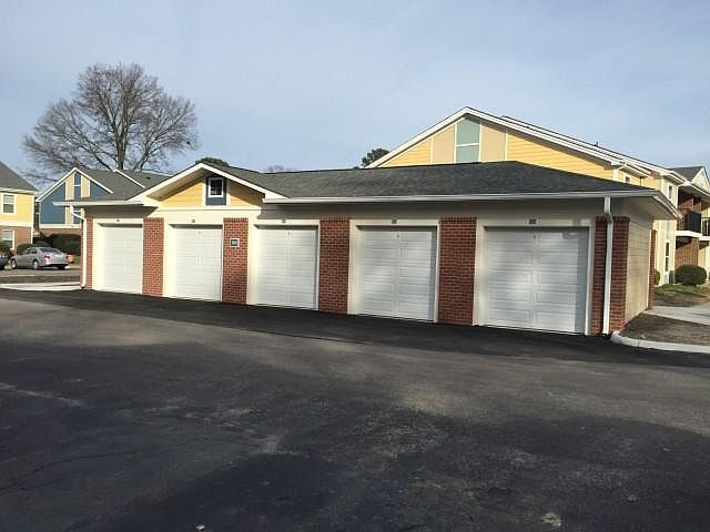 1st image of 1216 Ivystone Way APT 300