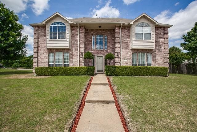 1st image of 1743 Plum Creek Dr