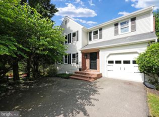 8230 Bell Ln, Vienna, VA 22182