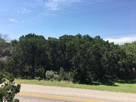 3rd image of 911 Singing Hills Dr