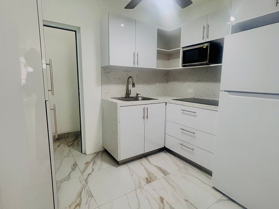 1st image of 1607 Avenida Ponce De Leon #3B