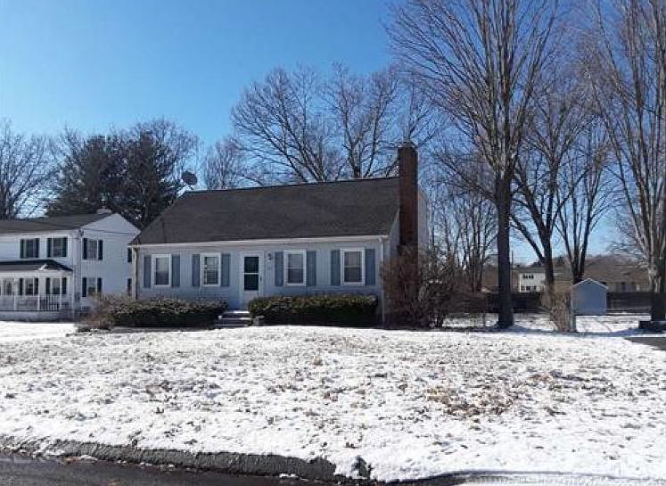 2nd image of 116 Wellman Rd