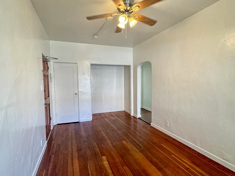 2300 Bellevue Ave #2 — Photo 5