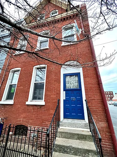 710 N Queen St #2 Photo 1