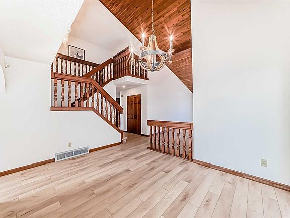 2nd image of 744 E Strathcona Dr SW