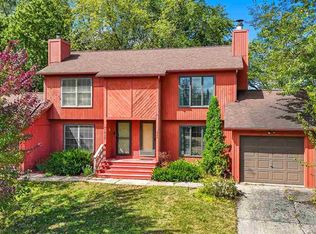 1444 Eastview Dr, Coralville, IA 52241
