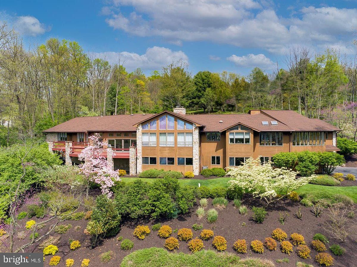 214 Deysher Rd, Fleetwood, PA 19522 Zillow