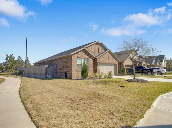 2300 Vanessa Cay Ln, La Porte, TX 77571