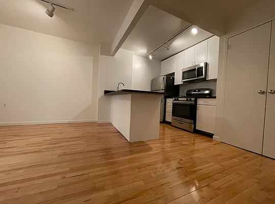 Rented by The Downtown LLC | media 37