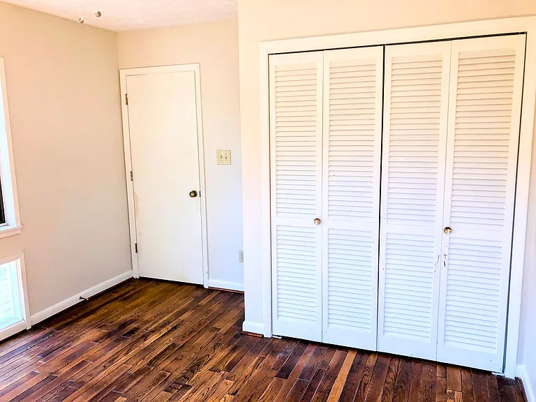 174 Woodstone Dr — Photo 12