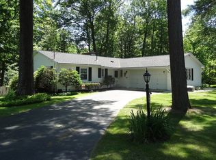 47 Woodcrest Dr, Glenville, NY 12302
