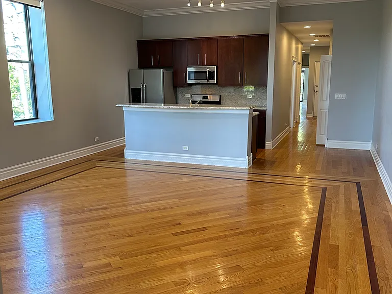 1135 W Chicago Ave #2W — Photo 6