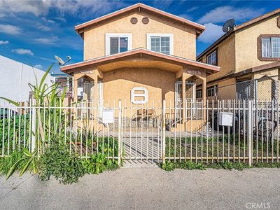10016 S San Pedro St, Los Angeles, CA, 90003