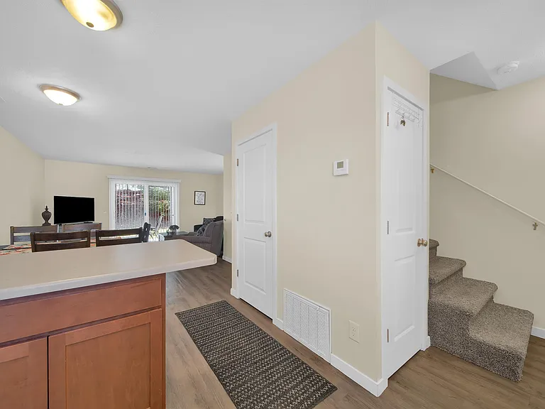 3835-3906 Vale Dr — Photo 151