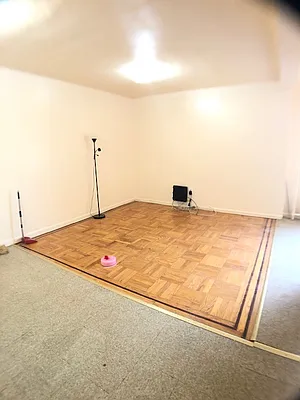 Rented by Smart NY Realty LLC | media 5