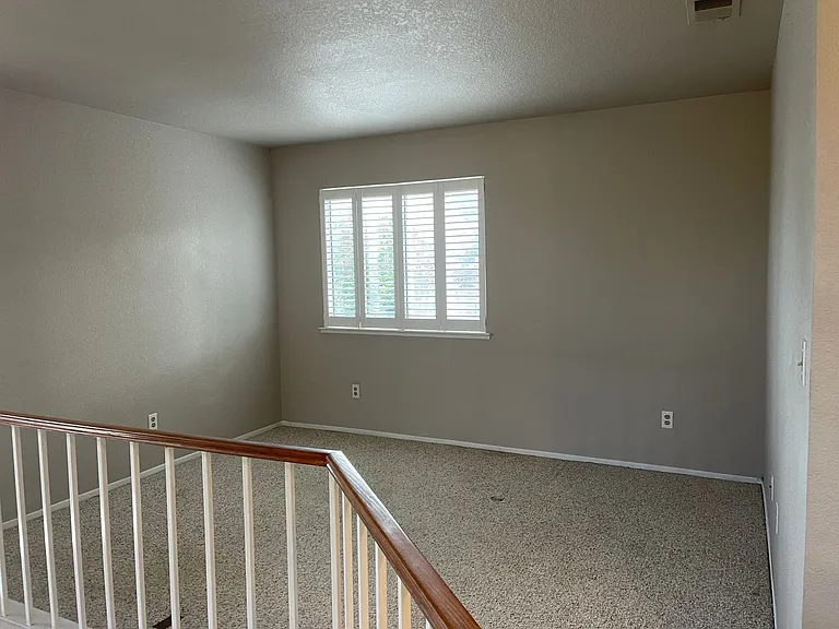 2234 Prestwick St — Photo 18