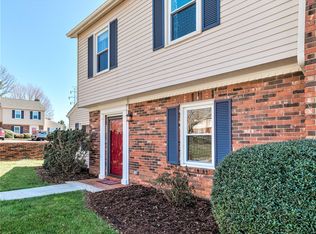 2705 N Center St APT 49, Hickory, NC 28601