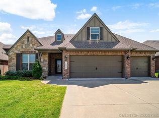 18628 E 43rd Pl S, Tulsa, OK 74134