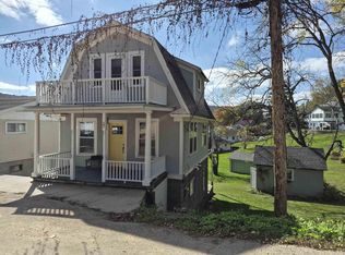 161 N 3rd St, Lansing, IA 52151