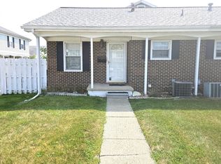 8530 Spinnaker Way, Ypsilanti, MI