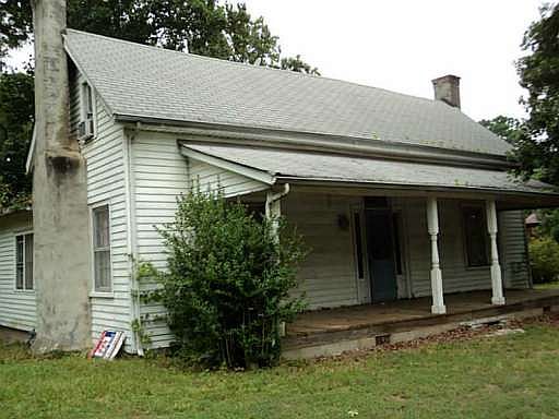 2nd image of 6425 Putnam Ford Dr