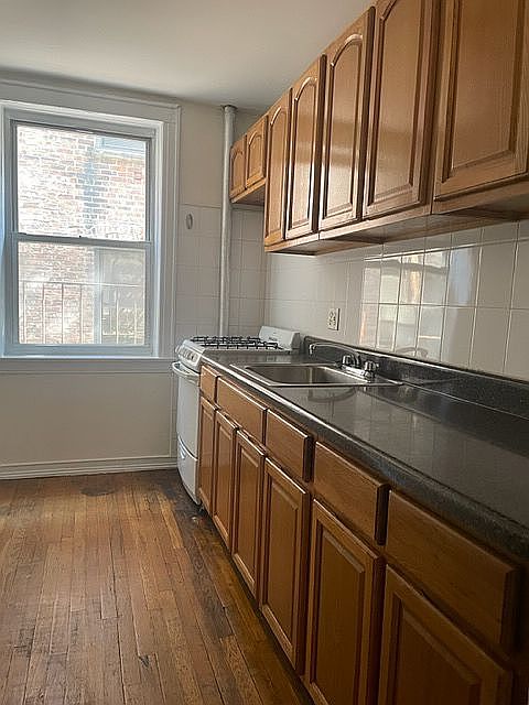 2nd image of 34-05 33rd St #B1