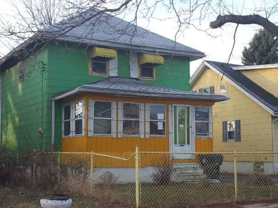 2nd image of 125 Stoney St