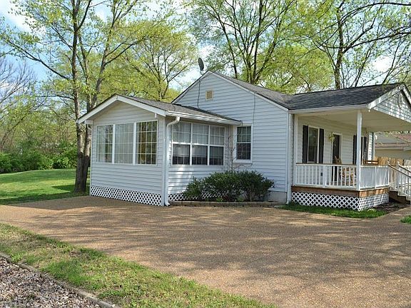 Aggregate concrete driveway