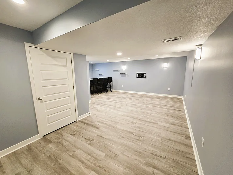 18025 Hauser St — Photo 30