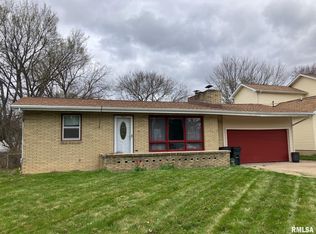 5621 W Closen Rd, Peoria, IL 61604