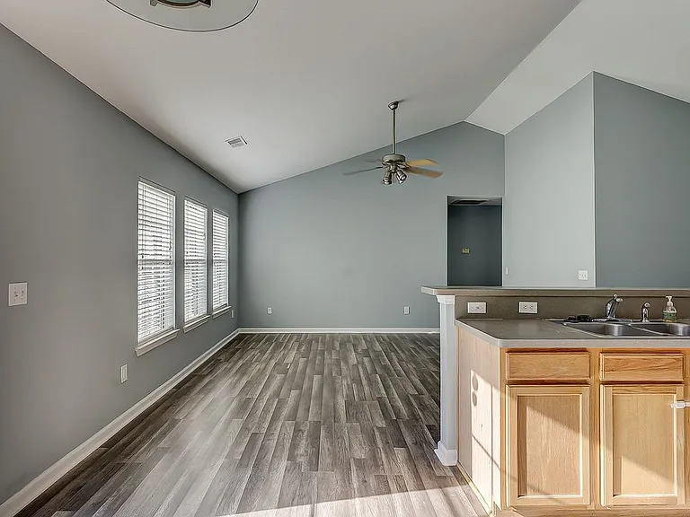 6 Spruce Dr — Photo 15