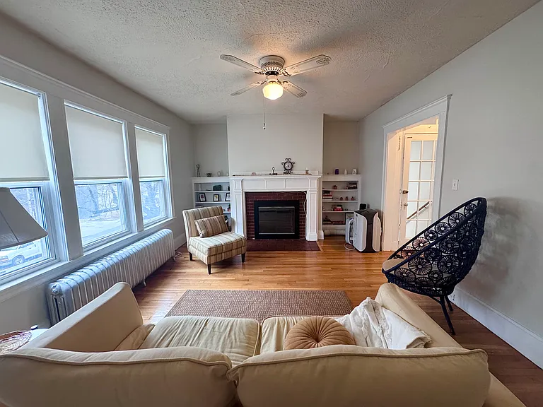 120 Washington St #120 — Photo 1