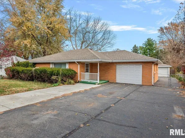 1212 N Dirksen Pkwy, Springfield, IL 62702