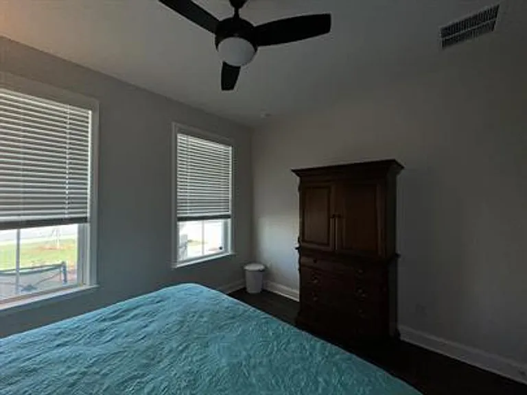 653 Sunfish Way — Photo 37