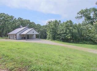 800 Brand Rd, Bourbon, MO 65441