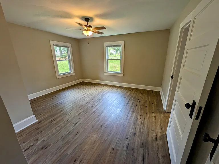 123 W Marion Rd — Photo 6