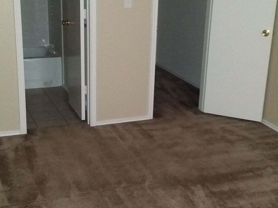 2nd image of 4432 Saturn Rd APT 132