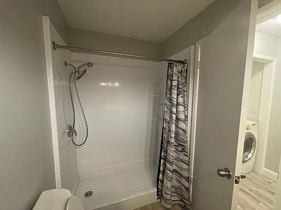 5th image of 1190 S Winery Ave Unit 164